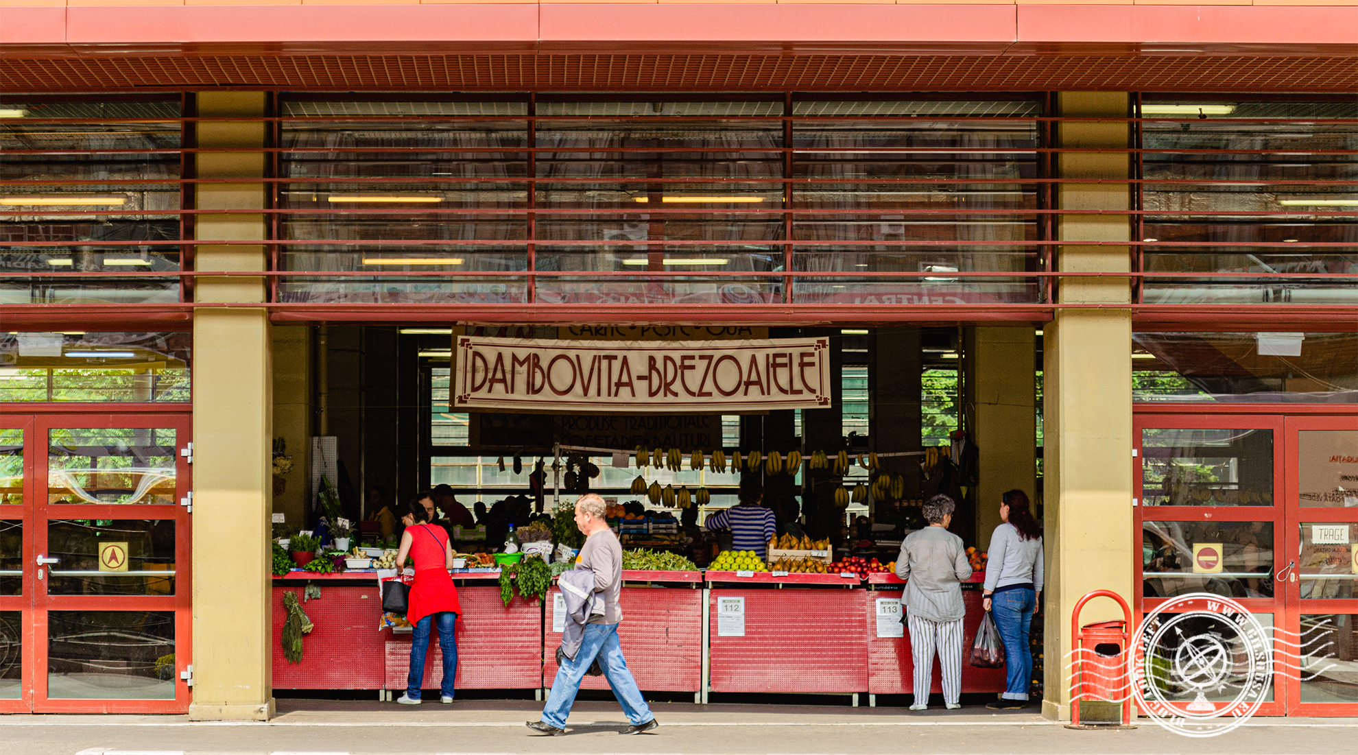 Entrada do Mercado Obor