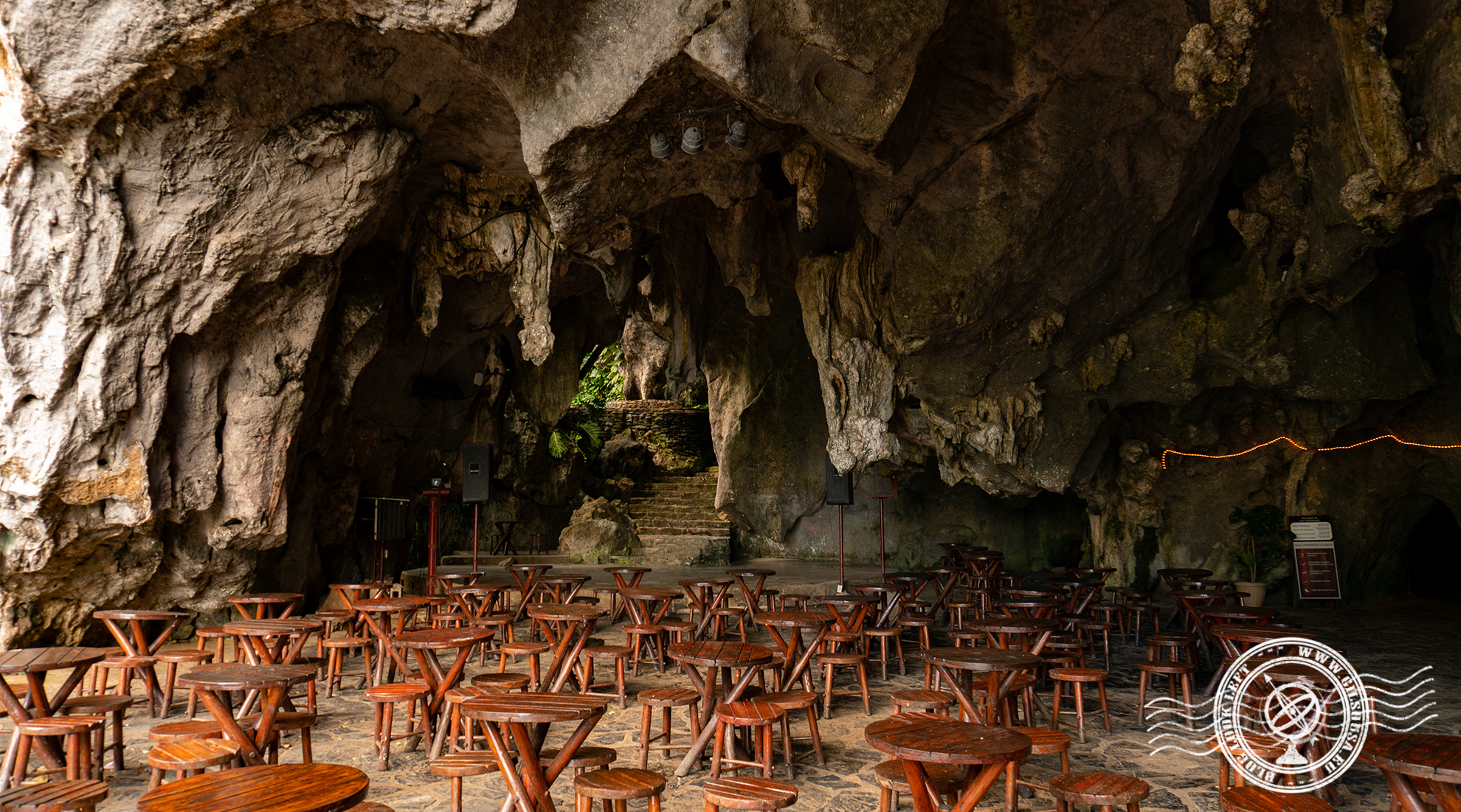 Entrance to the Mórons Cave